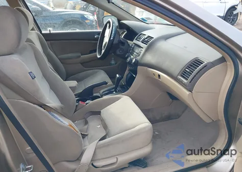 2005 Honda Accord 2.4 Lx z USA, uszkodzony, nr VIN 1HGCM56475A124004